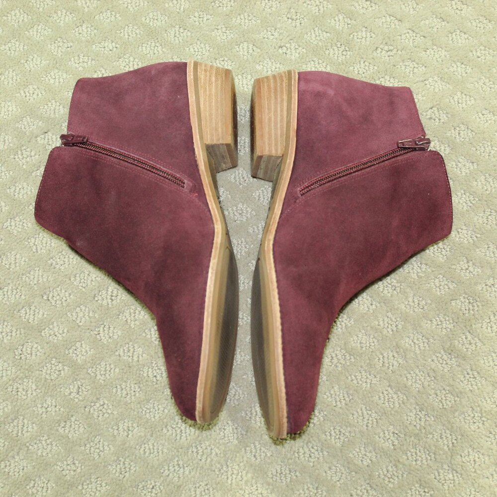 Gianni Bini Women's 11 Purple Suede Chelsea Boots